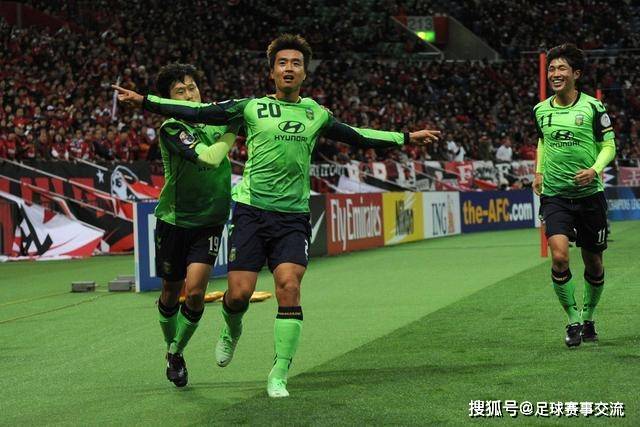 上港小将启程法国欧塞尔，武磊送上祝福